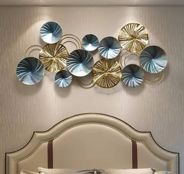 An Adaptable Accent Piece